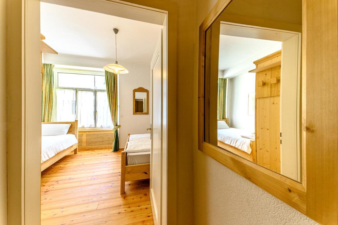Hotel Centrale, Typically Swiss Poschiavo Εξωτερικό φωτογραφία