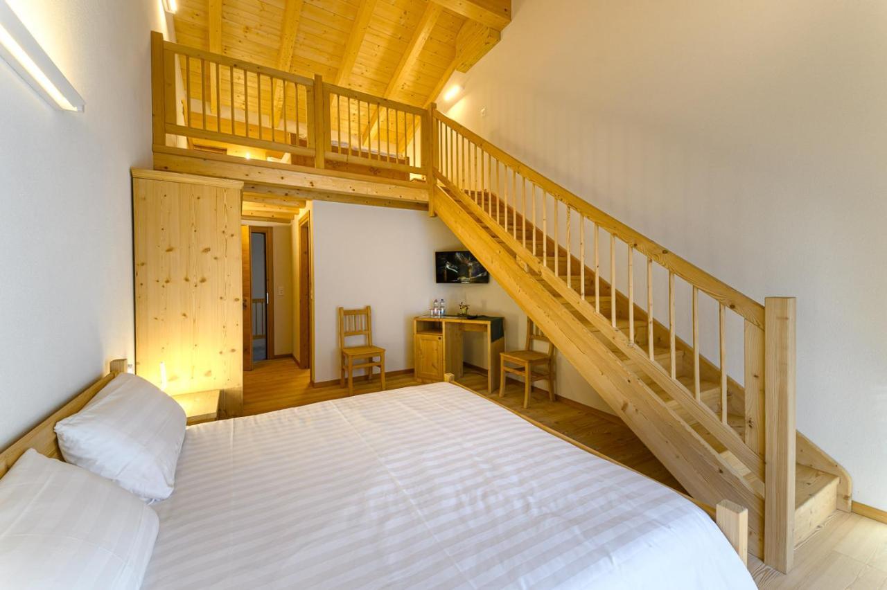 Hotel Centrale, Typically Swiss Poschiavo Εξωτερικό φωτογραφία