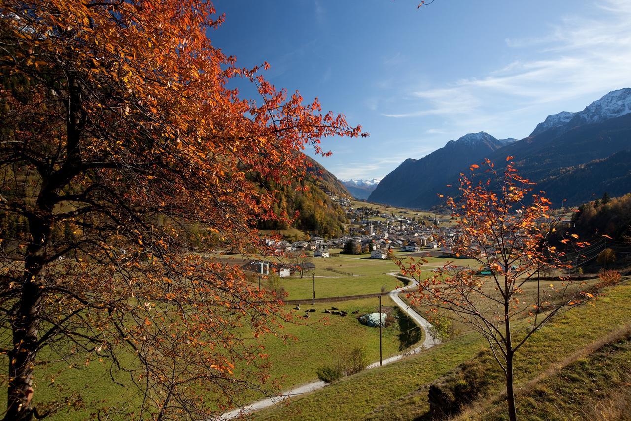 Hotel Centrale, Typically Swiss Poschiavo Εξωτερικό φωτογραφία