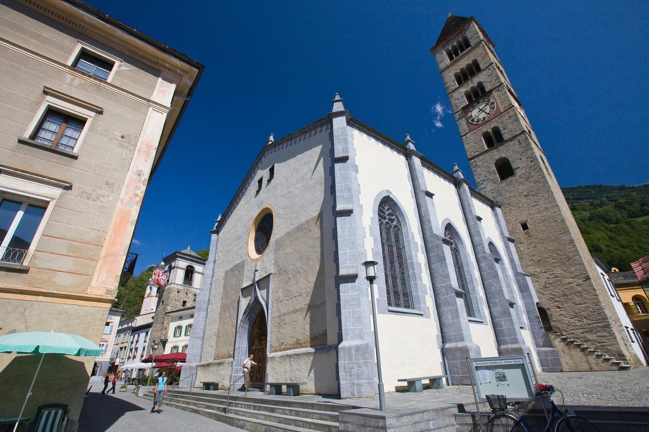 Hotel Centrale, Typically Swiss Poschiavo Εξωτερικό φωτογραφία